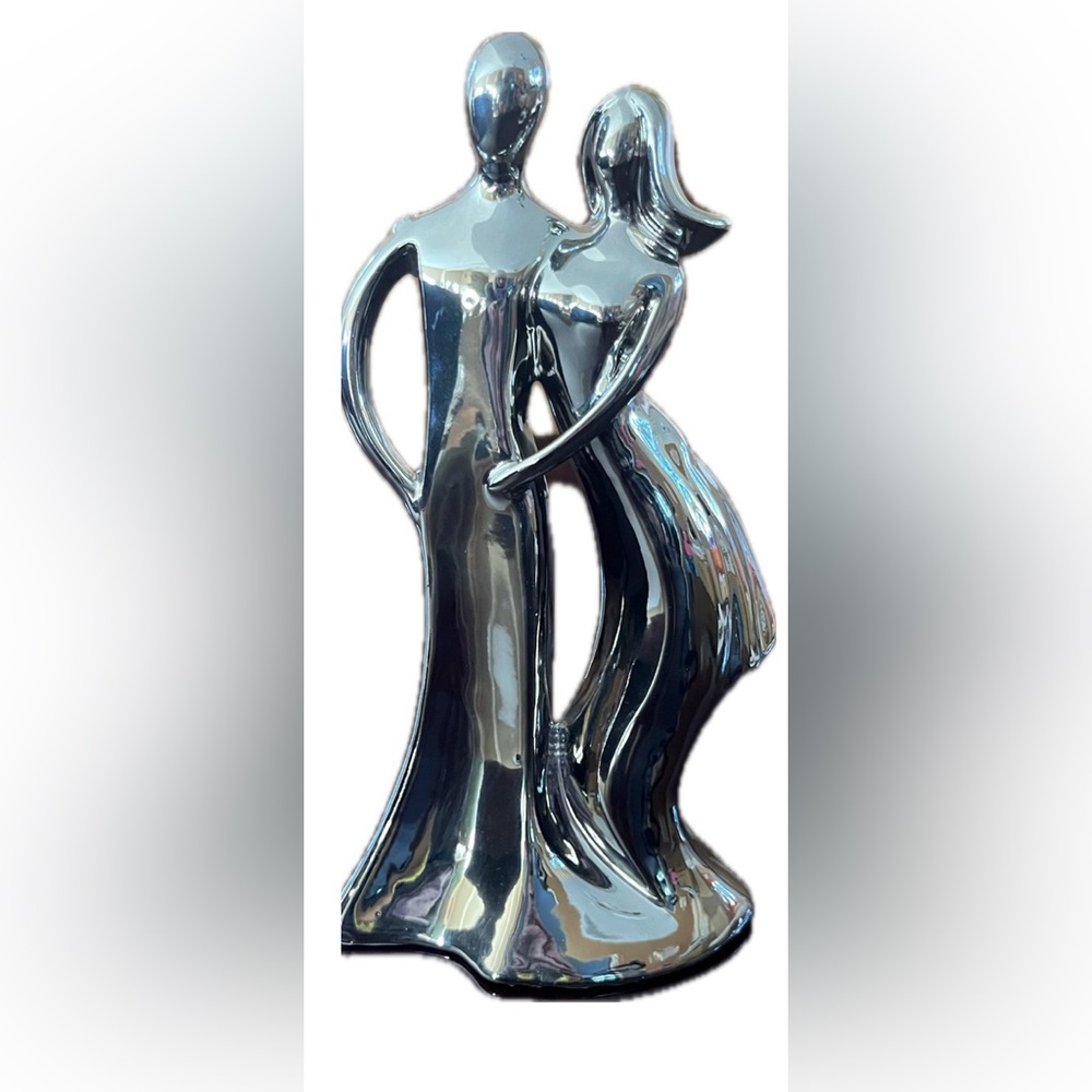 Couples statue embracing symbolizing, love and unity silver plated
